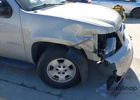 2009 Chevrolet Tahoe Ls z USA, uszkodzony, nr VIN 1GNFC13C79R284997